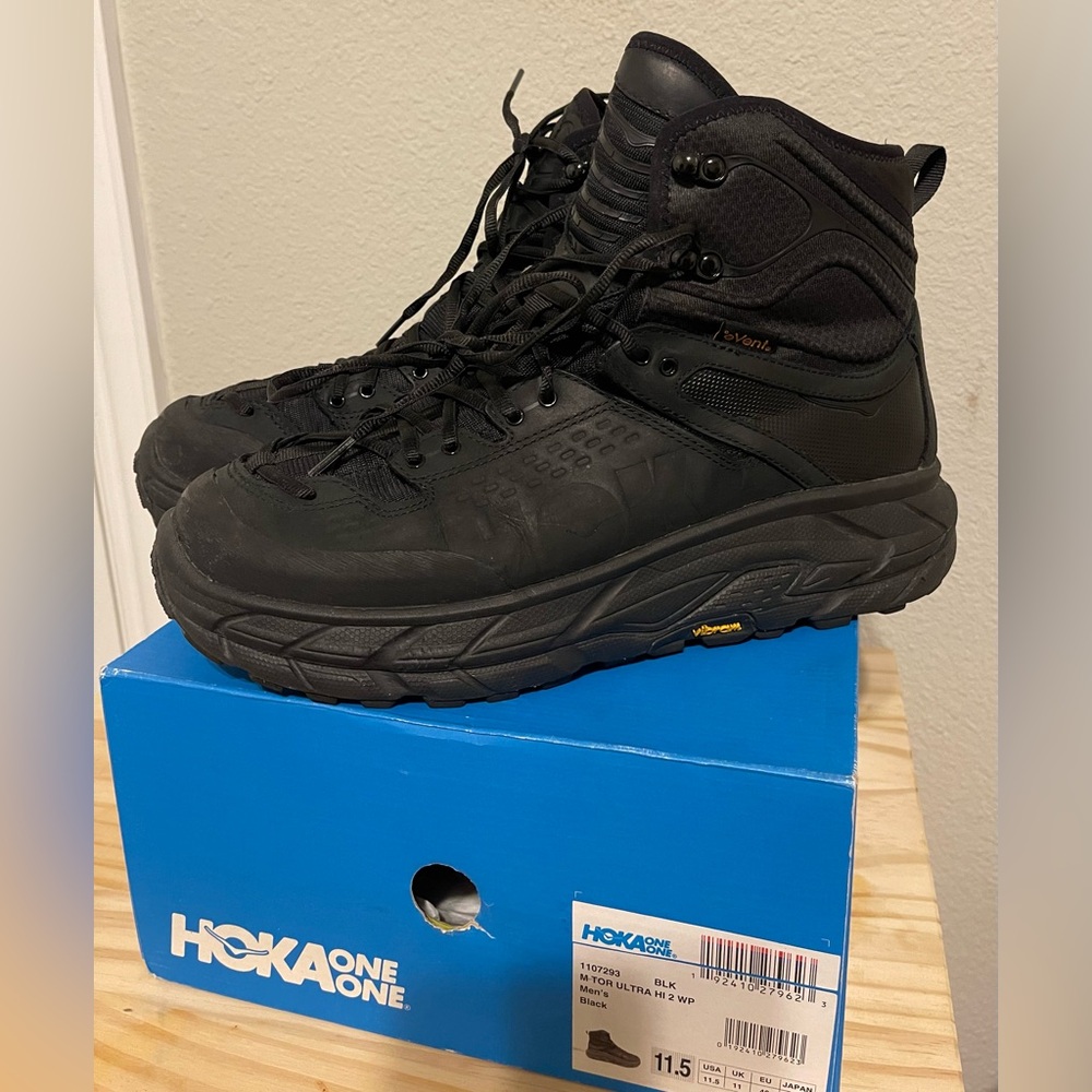 Hoka Tor Ultra Hi boots